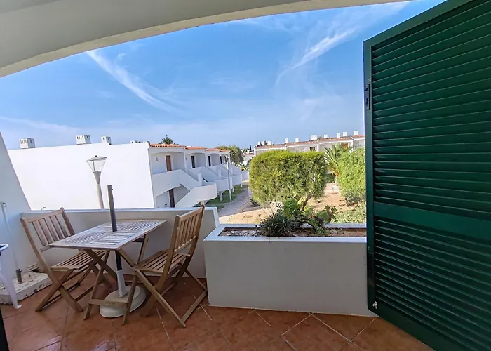 8 1 Figueirinhas - Casas & Papeis Armação de Pêra