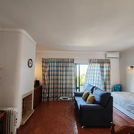 8 1 Figueirinhas - Casas & Papeis *