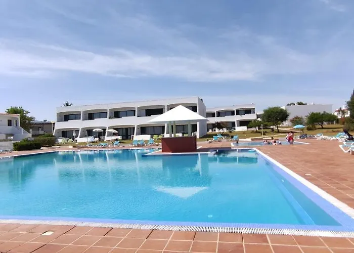 8 1 Figueirinhas - Casas & Papeis Armação de Pêra